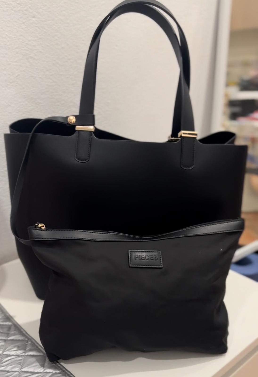 Black shopper bag